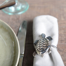 Charger l'image dans la galerie, Lot de 4 ronds de serviettes tortues argent