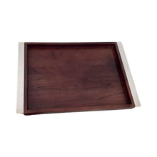 Charger l'image dans la galerie, Plateau rectangulaire en bois avec poignées en métal argent 44x33cm