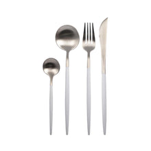 Charger l'image dans la galerie, Ménagère 24 pièces argent et blanche