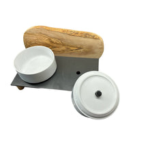 Charger l'image dans la galerie, Station d'alimentation de MONTAGNE, 2x 1,5 litres, pieds ronds, bois d'olivier