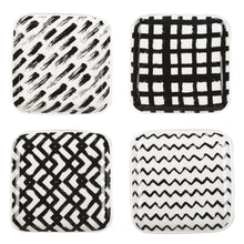 Charger l'image dans la galerie, Coupelles noires et blanches 9.5cm - lot de 4