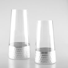 Charger l'image dans la galerie, Vase conique transparent et argent h22cm