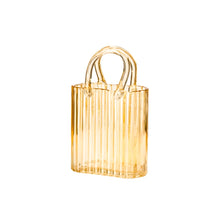 Charger l'image dans la galerie, Vase sac à main jaune transparent 18x10x27cm
