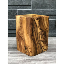 Charger l'image dans la galerie, Tasse à brosse à dents SQUARE en bois d'olivier
