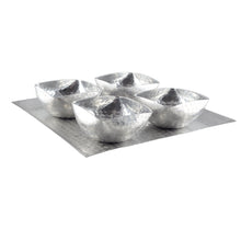 Charger l'image dans la galerie, Set de 4 coupelles sur plateau en aluminium
