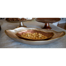 Charger l'image dans la galerie, Coupelle ovale rose bord doré 34x19cm
