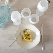 Charger l'image dans la galerie, Assiette creuse blanche rosa 21x21x6.3cm
