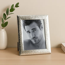 Charger l'image dans la galerie, Cadre martelé 20x25cm

