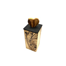 Charger l'image dans la galerie, Cubes d'animaux en bois d'olive Cubus - Gymnastique en bois durable pour animaux de compagnie jusqu'à 15 kg avec une option de gravure

