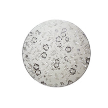 Charger l'image dans la galerie, Dessous d'assiette rond design fleurs argentées
