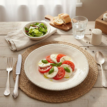 Charger l'image dans la galerie, Assiette plate en mélamine crème bord corde 28x28x2.5cm
